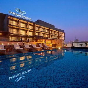 Iris Sarovar Portico
